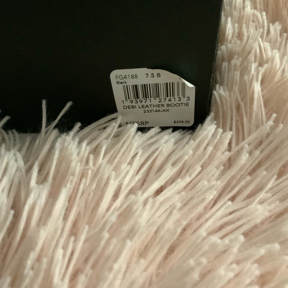 Coach women’s boots size 7.5 - Picture 5 of 5